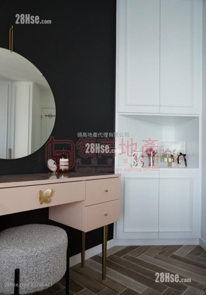 Sorrento Sell 3 Bedrooms , 2 Bathrooms 808 ft²