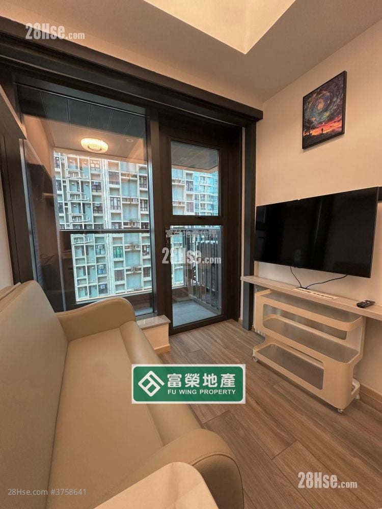 Bright Moon Rental 1 Bedroom , 1 Bathroom 283 ft²