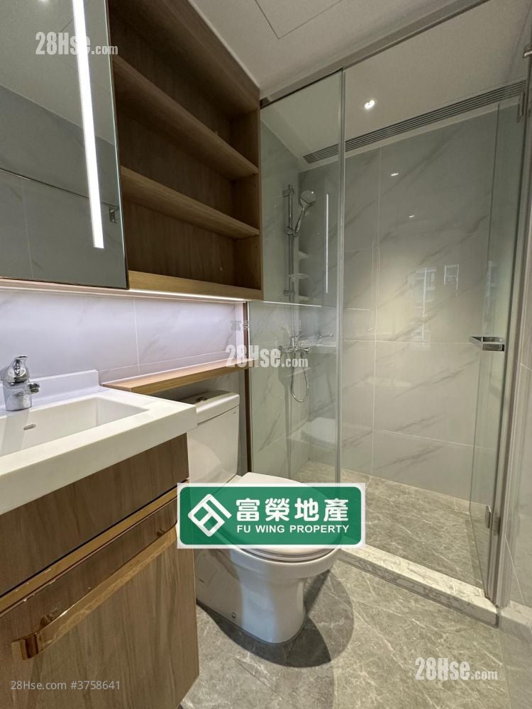 Bright Moon Rental 1 Bedroom , 1 Bathroom 283 ft²