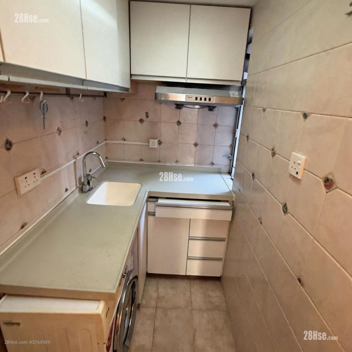 Shatin Centre Sell 2 Bedrooms 347 ft²