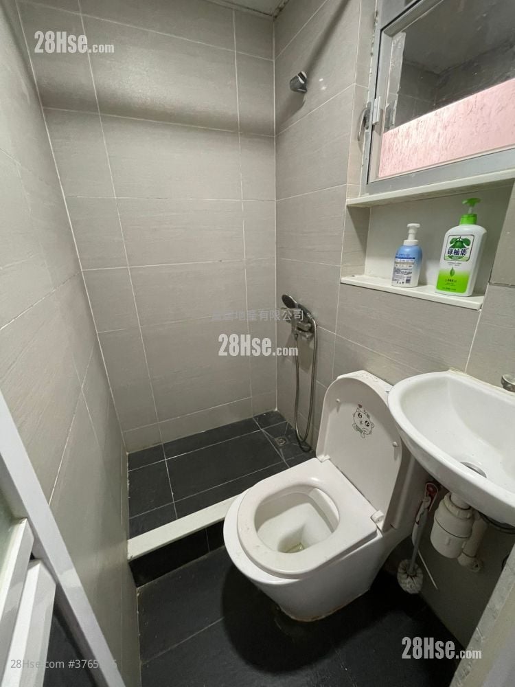 安宁大厦 售盘 1 浴室 238 平方尺