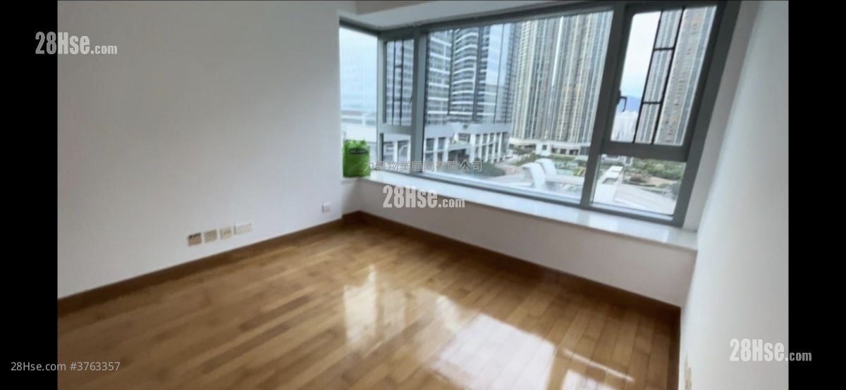 The Harbourside Sell 1,062 ft²