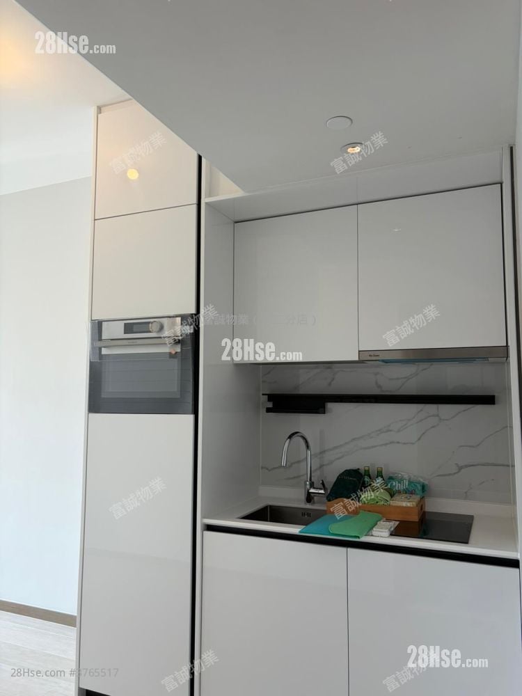 朗誉 租盘 246 平方尺