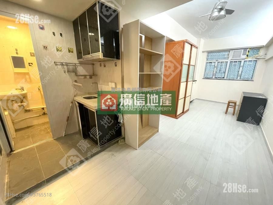 Cheong Fai Mansion Sell Studio , 1 Bathroom 224 ft²