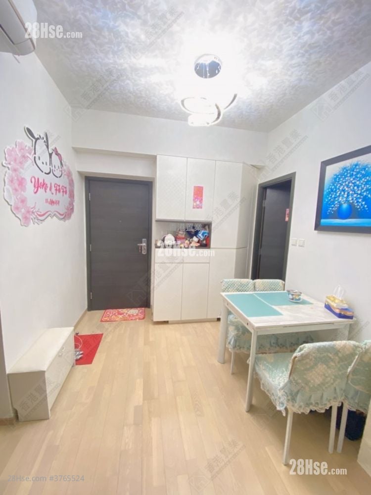 Shining Heights Sell 2 Bedrooms , 1 Bathroom 503 ft²