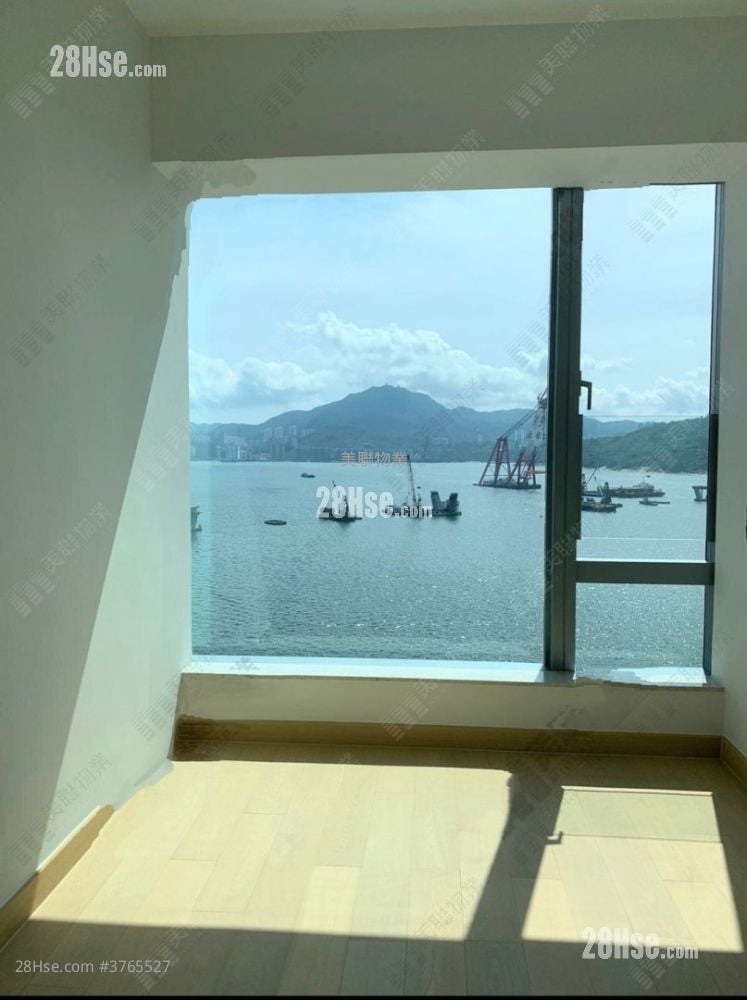 Malibu Sell 3 Bedrooms 845 ft²