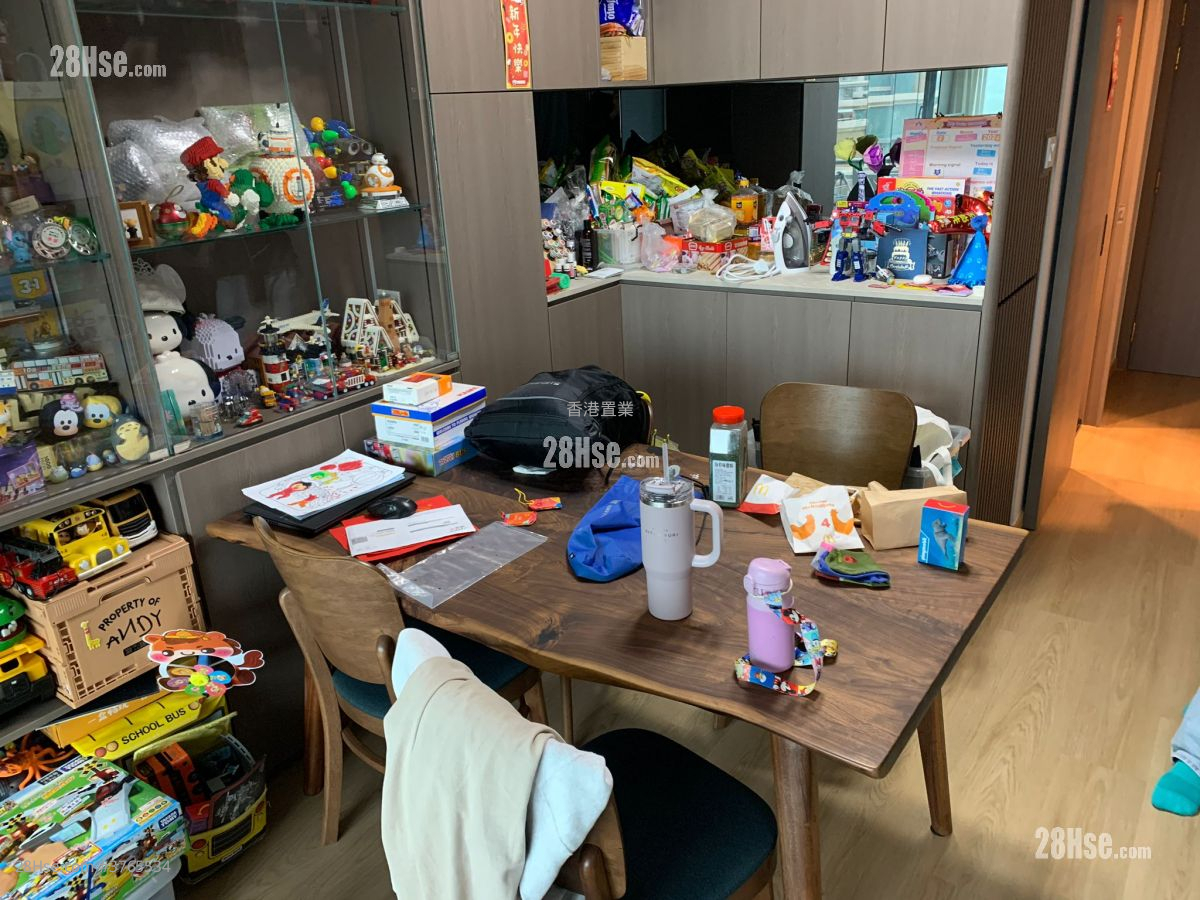 The Pacifica Sell 2 Bedrooms , 1 Bathroom 484 ft²