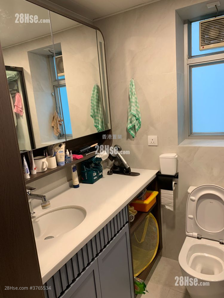 The Pacifica Sell 2 Bedrooms , 1 Bathroom 484 ft²