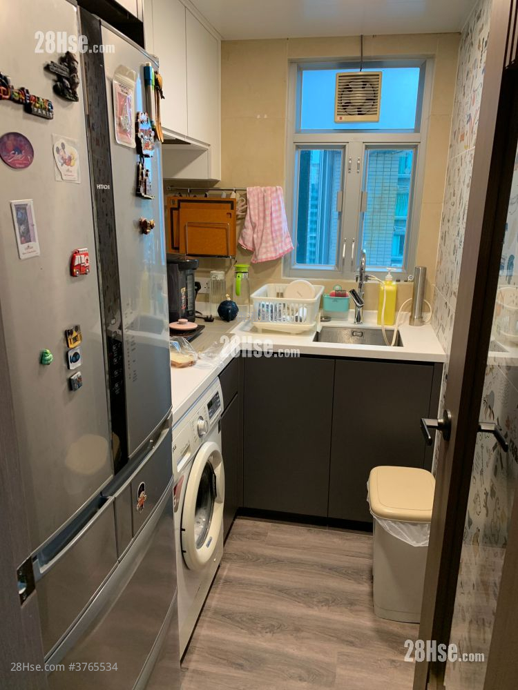 The Pacifica Sell 2 Bedrooms , 1 Bathroom 484 ft²