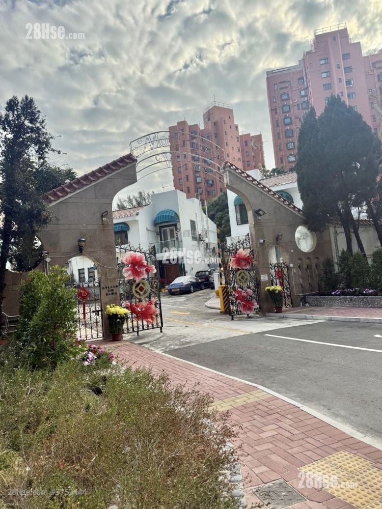 蒙地卡羅別墅 租盤 5+ 房 , 3 浴室 2,044 平方呎