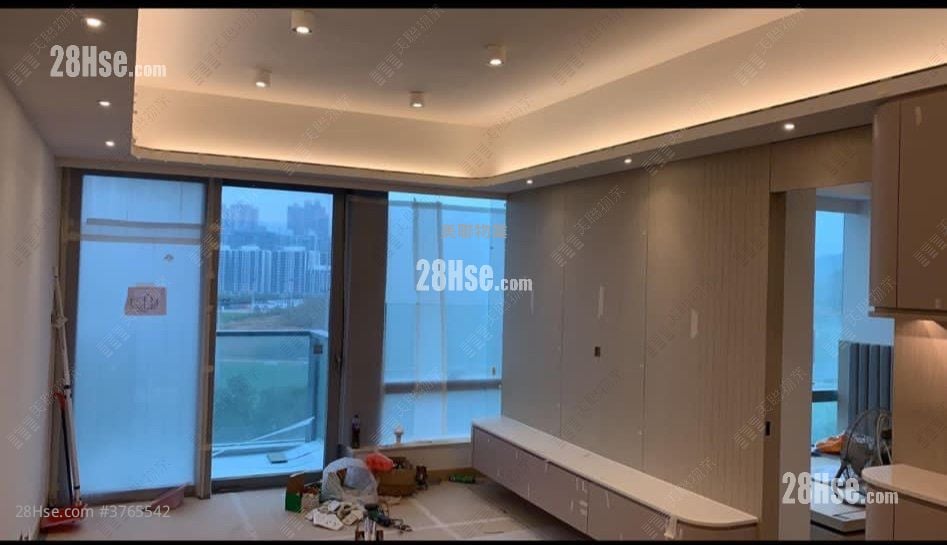 MALIBU 售盘 4 房 , 3 浴室 1,087 平方尺