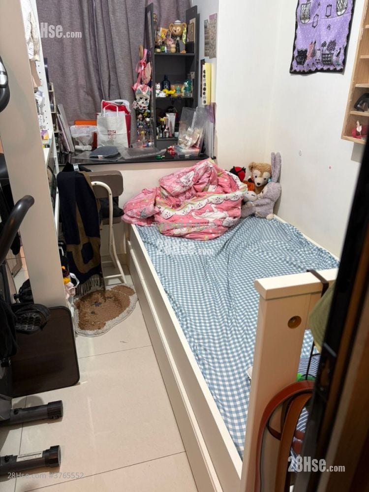 Co-Tack Building Sell 2 Bedrooms , 1 Bathroom 255 ft²