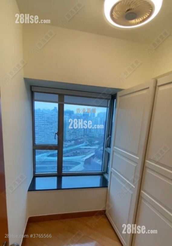 Sorrento Sell 3 Bedrooms 757 ft²