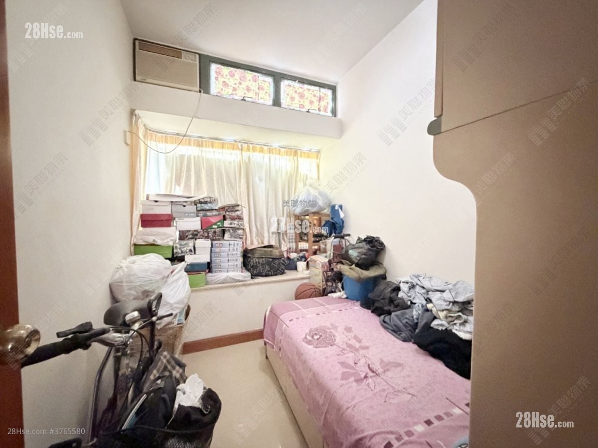 Oceania Heights Sell 3 Bedrooms 586 ft²