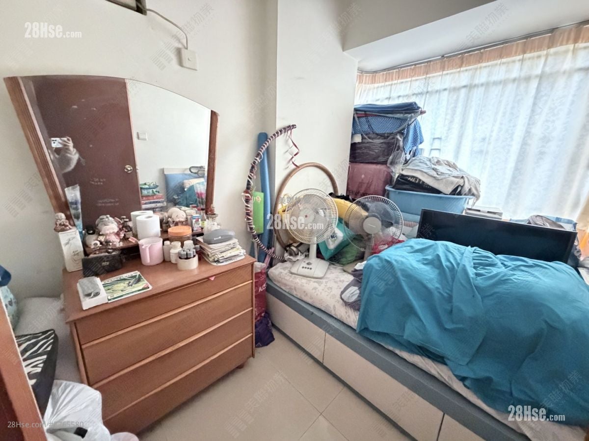 Oceania Heights Sell 3 Bedrooms 586 ft²