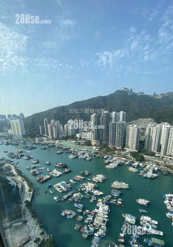 悦海华庭 售盘 3 房 , 2 浴室 605 平方尺