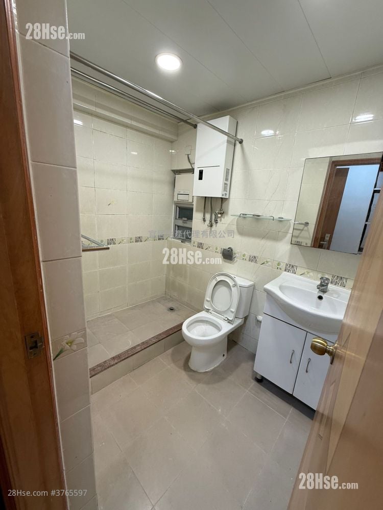 怡阁苑 售盘 2 房 , 1 浴室 530 平方尺