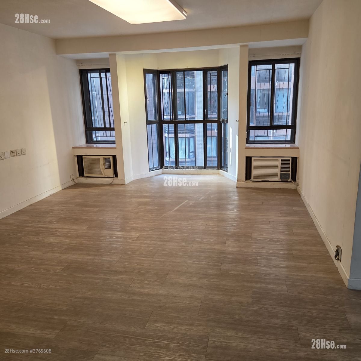 碧华花园 售盘 4 房 , 2 浴室 1,211 平方尺