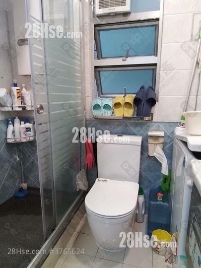 Well On Garden Sell 2 Bedrooms , 1 Bathroom 354 ft²