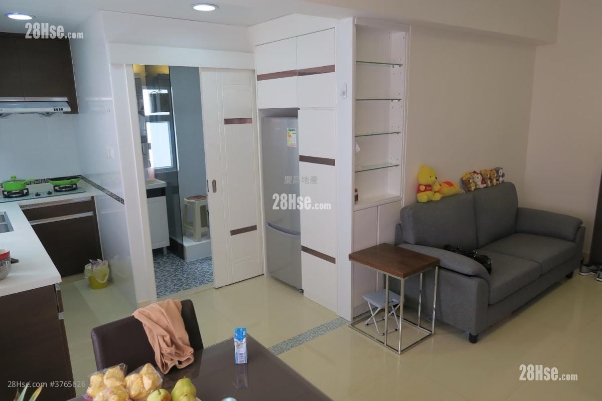 恒英大厦 售盘 1 房 358 平方尺