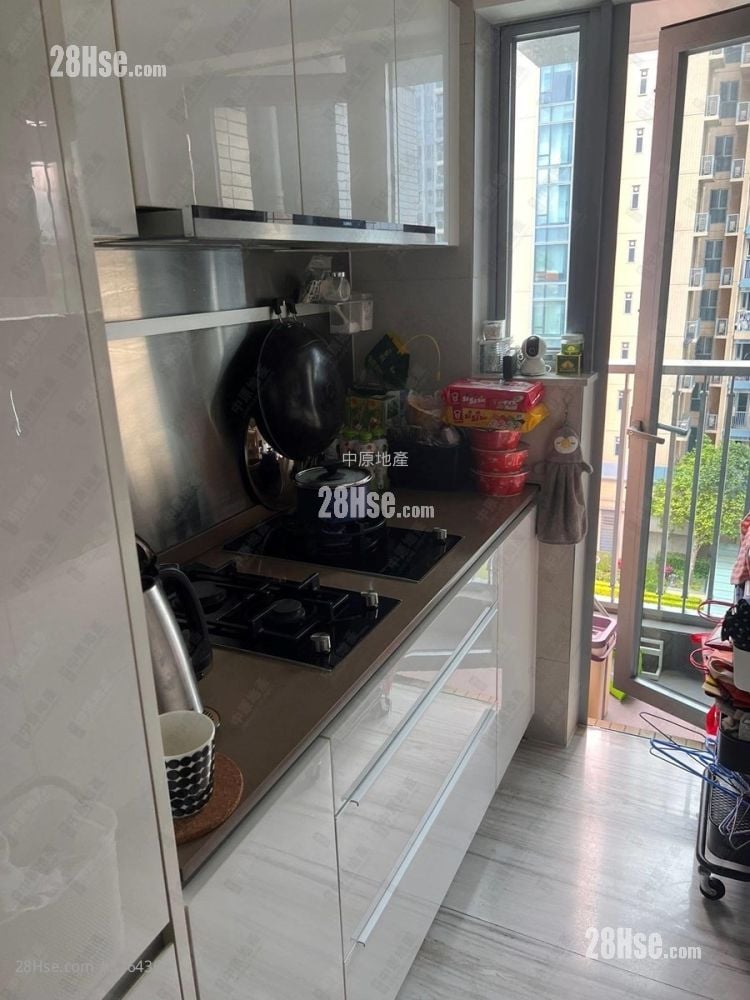 峻峦 售盘 3 房 736 平方尺