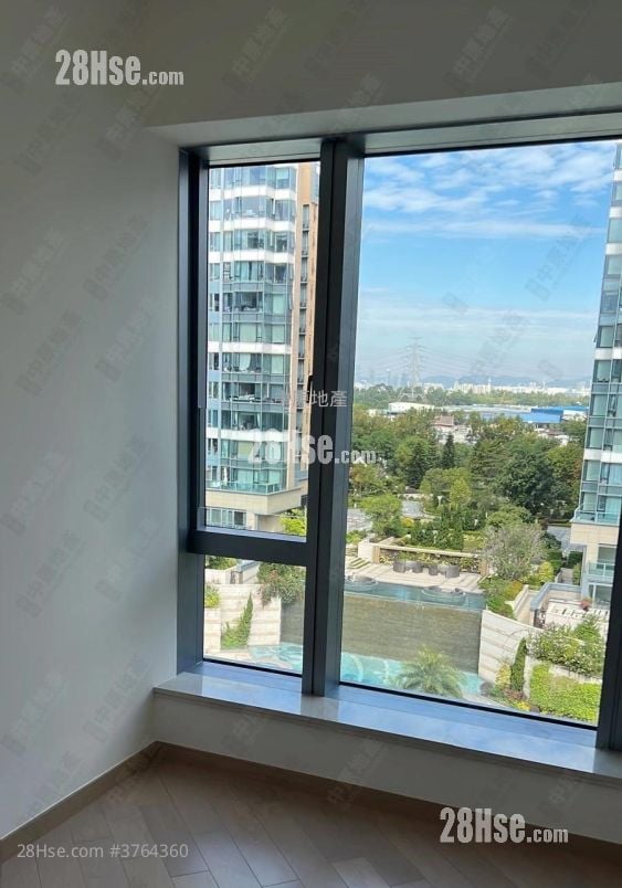 峻峦 售盘 3 房 736 平方尺