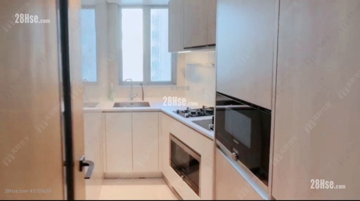 MALIBU 售盘 3 房 , 1 浴室 656 平方尺