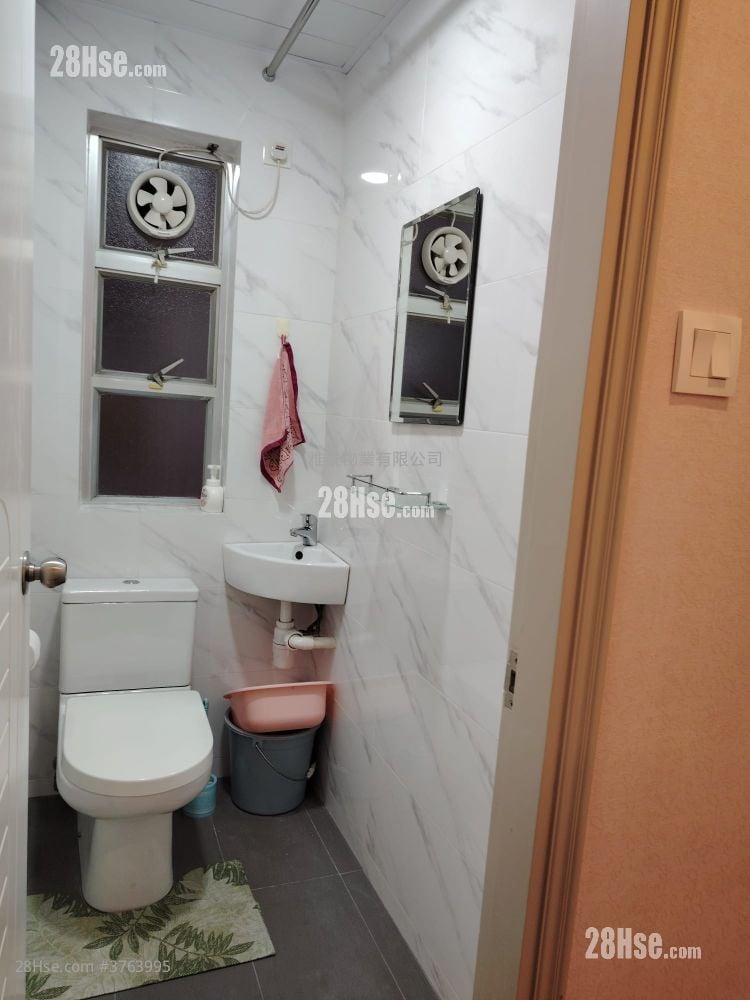 健康村 售盘 3 房 , 2 浴室