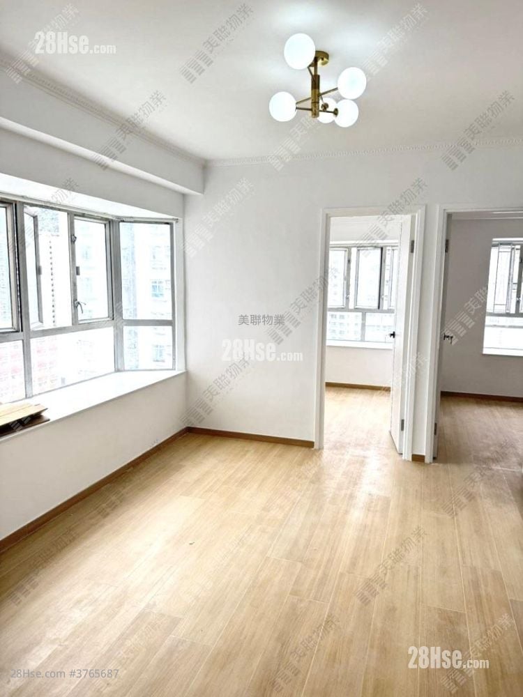 Hong King Garden Sell 2 Bedrooms 336 ft²