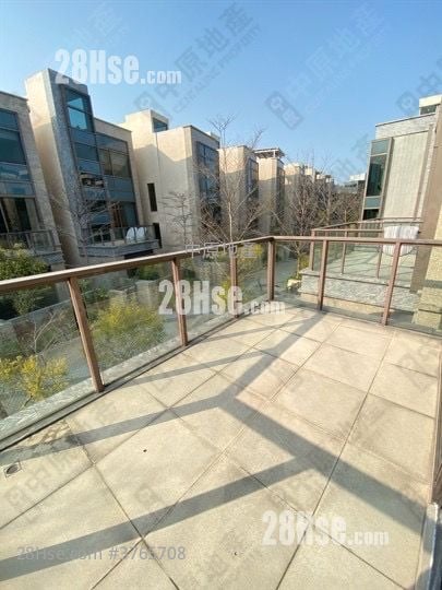 Domus Sell 3 Bedrooms , 3 Bathrooms 2,213 ft²