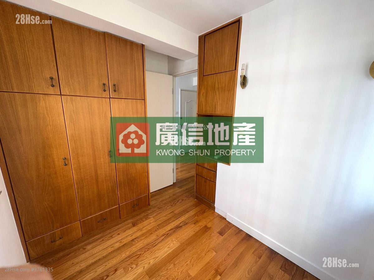 Wai Ching Court Sell 1 Bedroom , 1 Bathroom 270 ft²