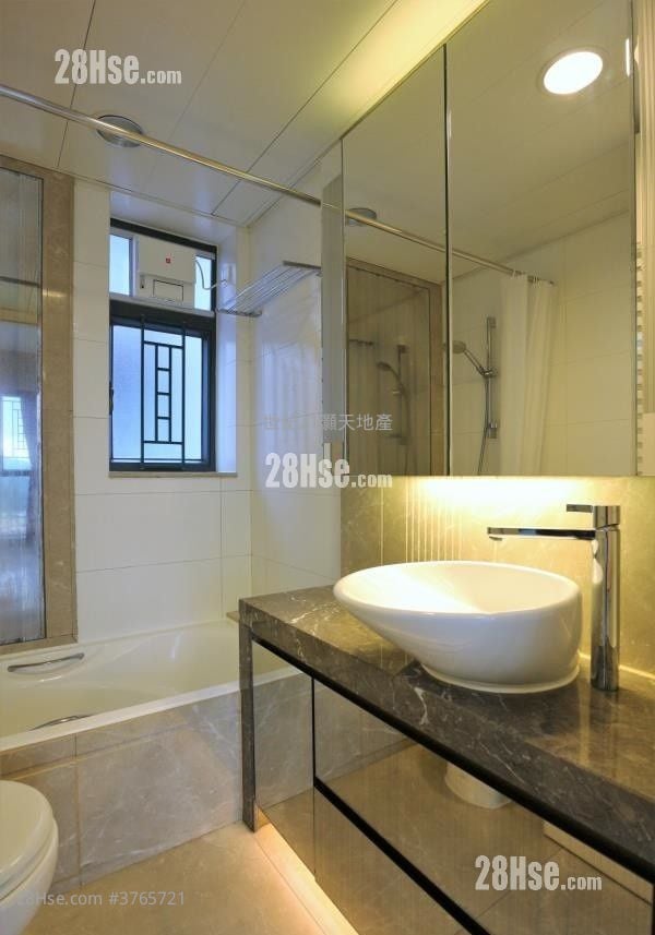 Mont Vert Sell 3 Bedrooms , 3 Bathrooms 858 ft²