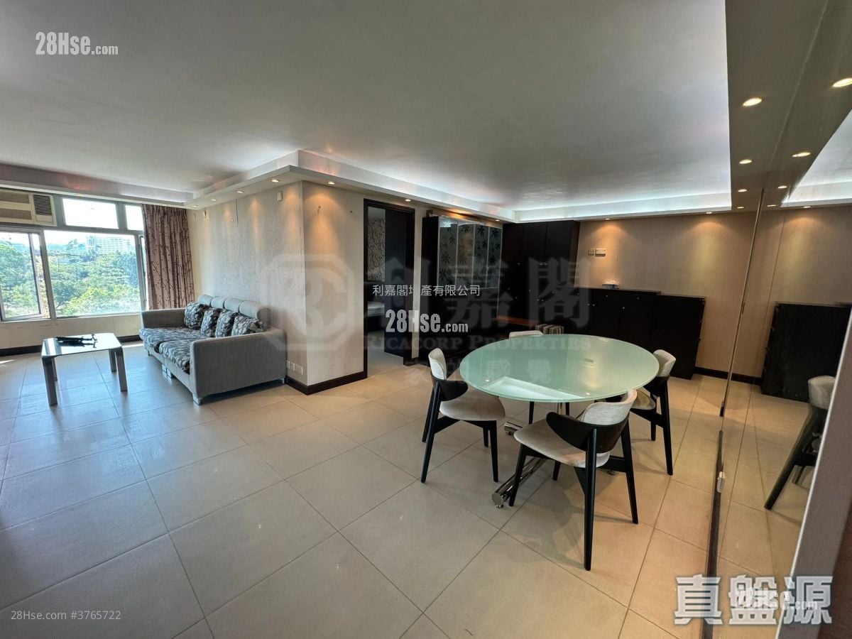 美孚新邨 售盘 4 房 , 2 浴室 1,327 平方尺