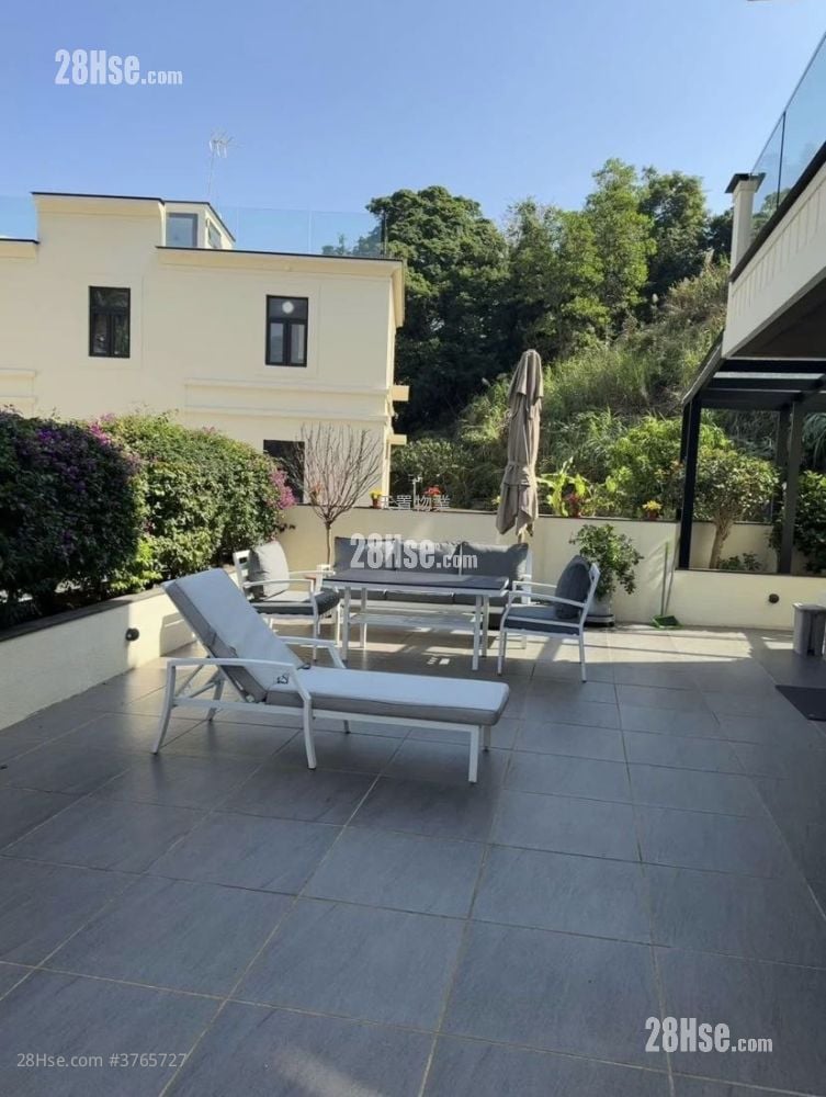 村屋 售盘 3 房 , 3 浴室 2,100 平方尺