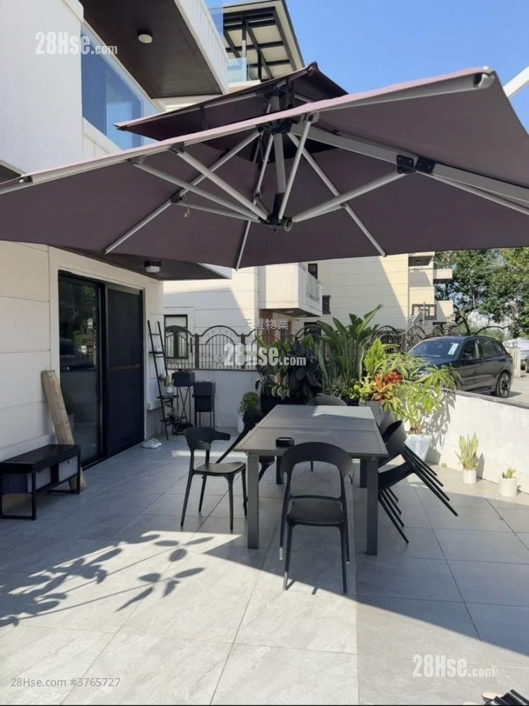 村屋 售盘 3 房 , 3 浴室 2,100 平方尺