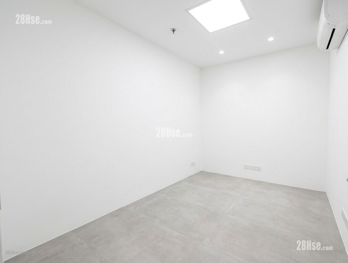 荣吉工业大厦 租盘 100 平方尺