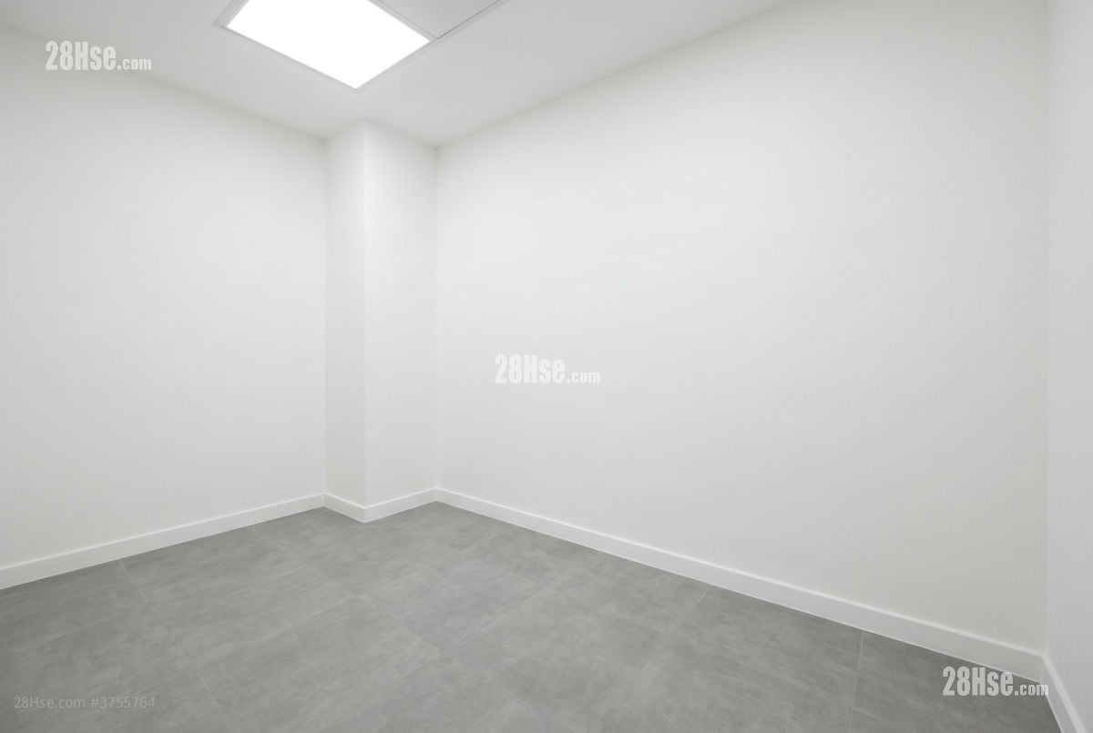 荣吉工业大厦 租盘 100 平方尺