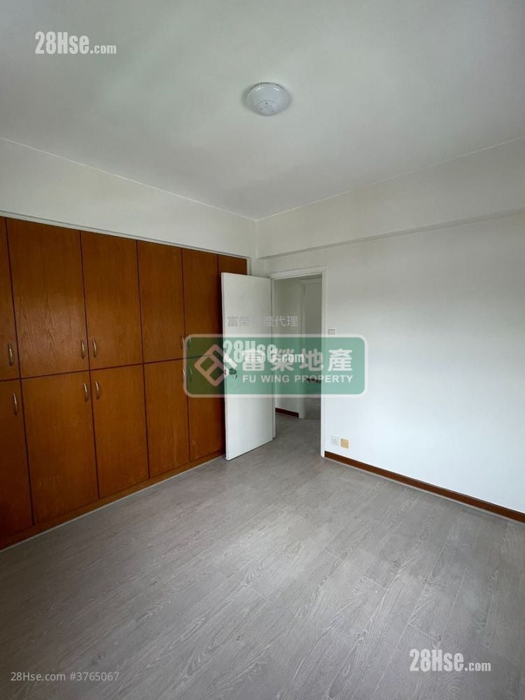 华美阁 售盘 3 房 , 2 浴室 733 平方尺