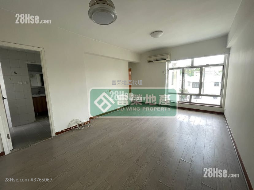 华美阁 售盘 3 房 , 2 浴室 733 平方尺