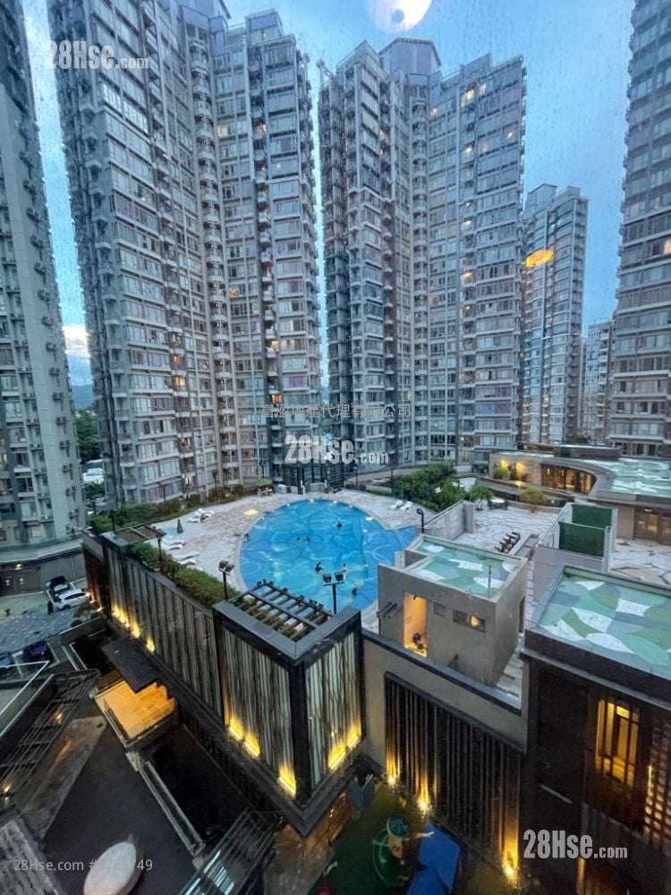 The Reach Sell 2 Bedrooms , 1 Bathroom 442 ft²