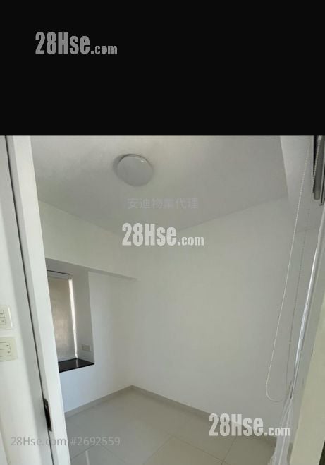 Circle Garden Rental 1 Bedroom , 1 Bathroom 330 ft²