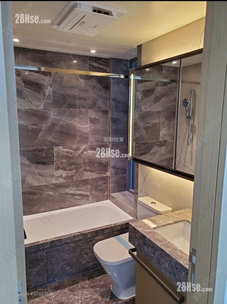 Malibu Sell 2 Bedrooms , 1 Bathroom 461 ft²