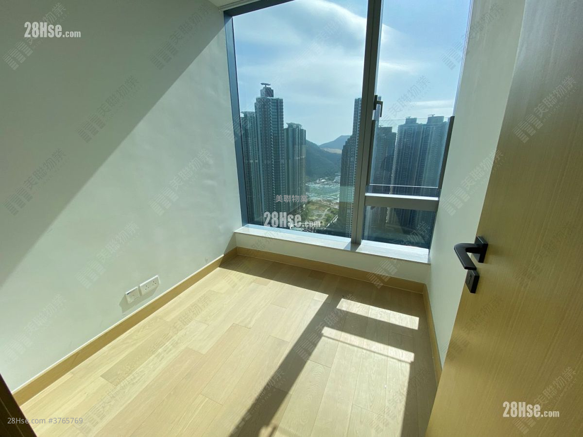 Malibu Sell 2 Bedrooms , 1 Bathroom 461 ft²