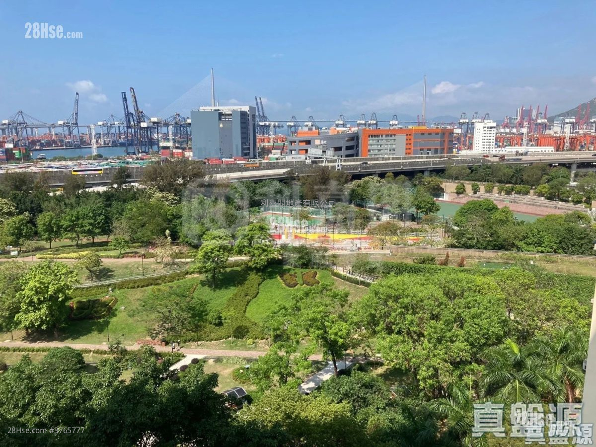 Mei Foo Sun Chuen Sell 3 Bedrooms , 2 Bathrooms 705 ft²