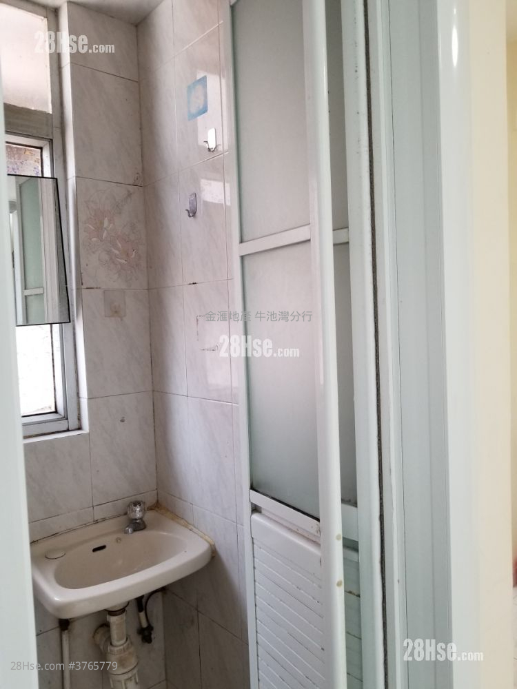 凤宝大厦 售盘 1 房 , 1 浴室 245 平方尺