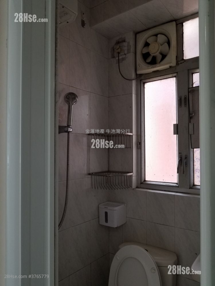 凤宝大厦 售盘 1 房 , 1 浴室 245 平方尺