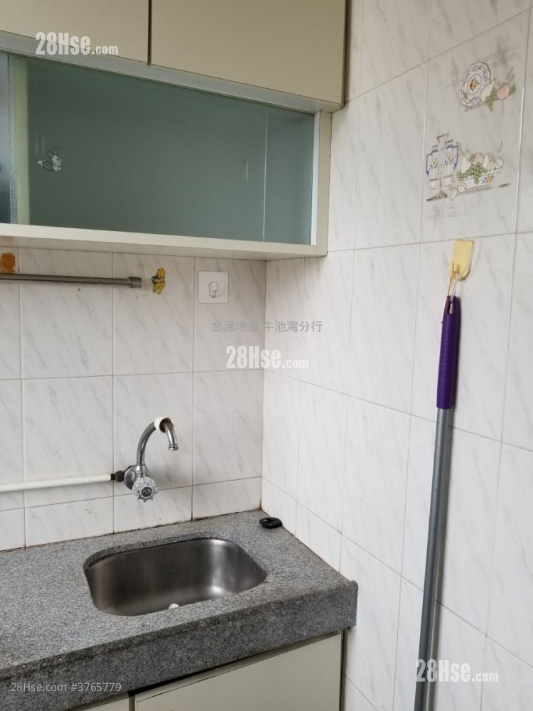 凤宝大厦 售盘 1 房 , 1 浴室 245 平方尺