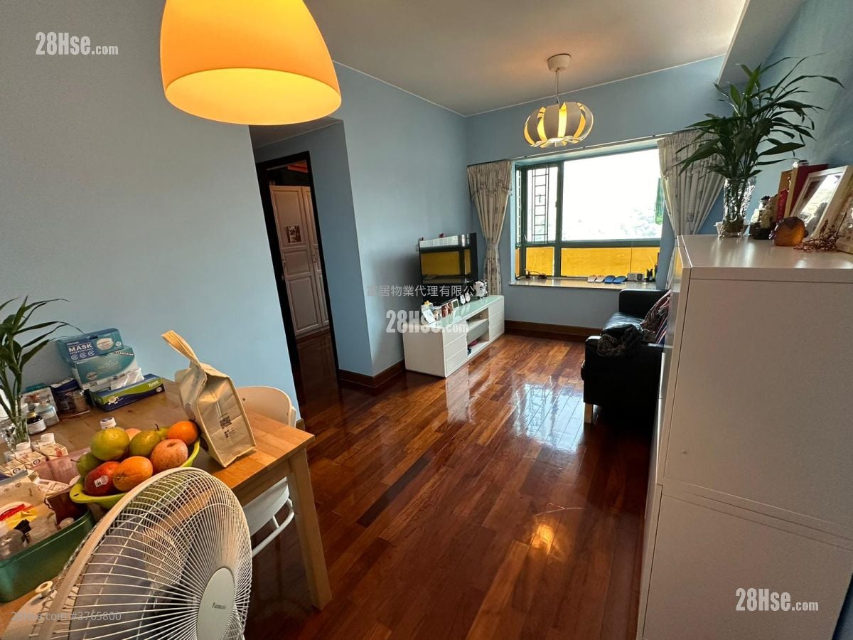 Sea Crest Villa Sell 2 Bedrooms , 1 Bathroom 471 ft²