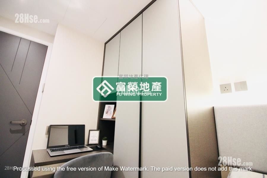 Jennys Court Sell 1 Bedroom , 1 Bathroom 332 ft²