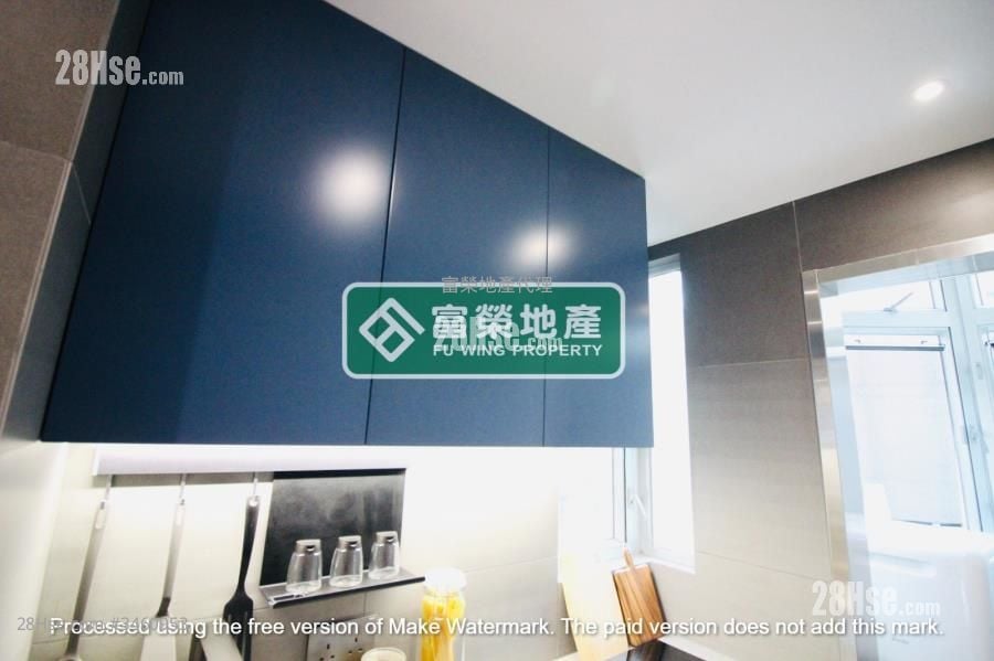 Jennys Court Sell 1 Bedroom , 1 Bathroom 332 ft²